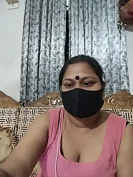 Snapshot of munni-506 chatting on June 24, 6:07 pm munni-506 online show from June 24, 6:07 pm