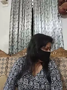 Snapshot of munni-506 chatting on June 25, 6:12 pm munni-506 online show from June 25, 6:12 pm