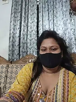 Snapshot of munni-506 chatting on June 28, 5:41 pm munni-506 online show from June 28, 5:41 pm