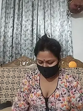 Snapshot of munni-506 chatting on July 7, 6:23 pm munni-506 online show from July 7, 6:23 pm