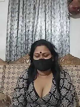 Snapshot of munni-506 chatting on July 14, 7:30 pm munni-506 online show from July 14, 7:30 pm