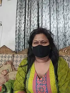 Snapshot of munni-506 chatting on August 3, 6:44 pm munni-506 online show from August 3, 6:44 pm