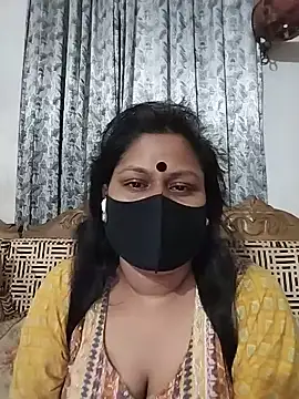 Snapshot of munni-506 chatting on August 4, 6:43 pm munni-506 online show from August 4, 6:43 pm