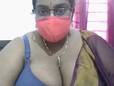 hootypriya online show from March 12, 11:27 am