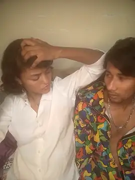 Freakingromance online show from February 18, 7:32 pm