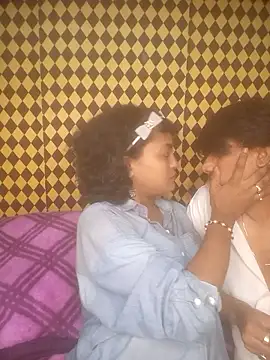 Freakingromance online show from March 14, 6:57 pm