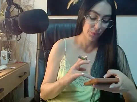 FilosofaNerd online show from June 16, 1:30 am