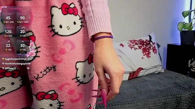 Snapshot of violetwluv chatting on November 20, 6:40 pm violetwluv online show from November 20, 6:40 pm