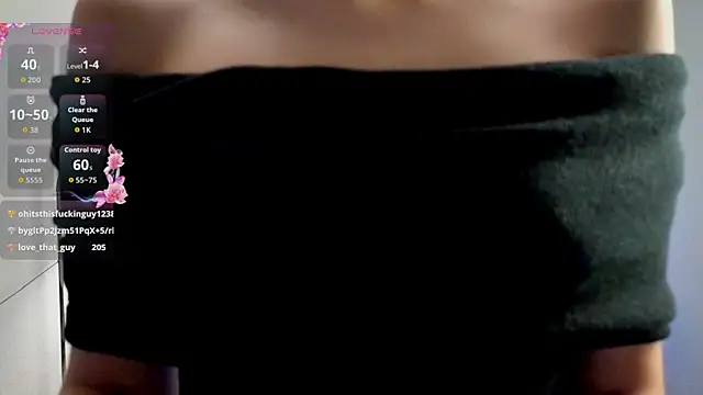 Snapshot of violetwluv chatting on December 2, 8:26 pm violetwluv online show from December 2, 8:26 pm