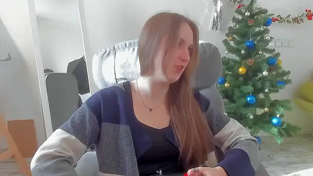 Snapshot of Nesie-Stoun chatting on December 15, 9:46 am Nesie-Stoun online show from December 15, 9:46 am