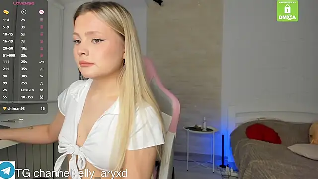 elly aryxd online show from November 23, 4:18 pm