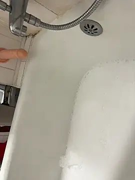 mihneaxxx online show from November 23, 9:14 pm