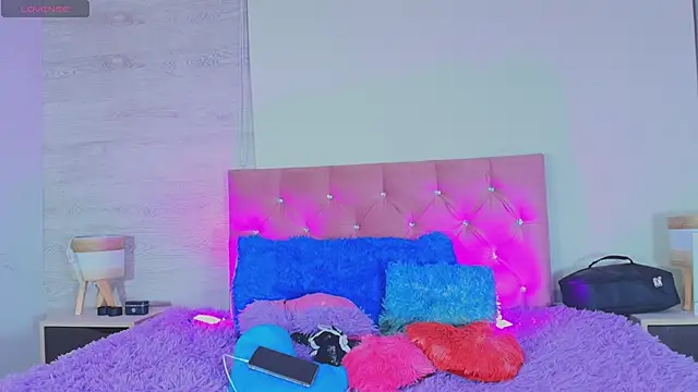 PamelaBoobs online show from March 2, 7:43 pm