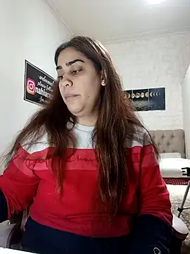 nahiarabiel33 online show from June 28, 5:41 pm