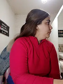 nahiarabiel33 online show from July 5, 6:04 pm