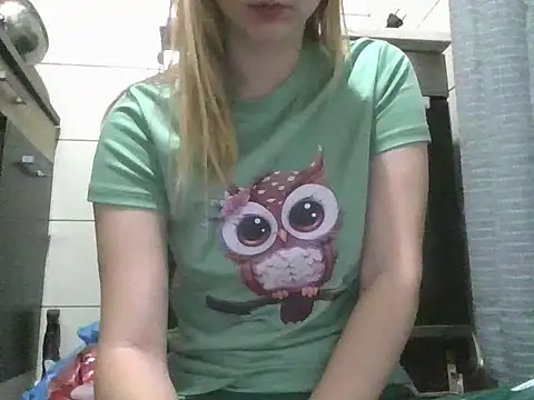 Snapshot of dirty_sasha00 chatting on November 23, 4:34 am dirty sasha00 online show from November 23, 4:34 am