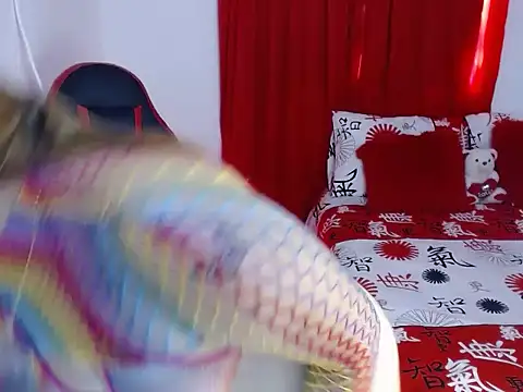 lesly 36 online show from December 14, 5:51 pm