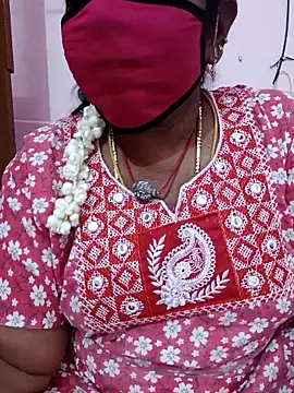 Snapshot of savithasree chatting on February 25, 4:49 pm savithasree online show from February 25, 4:49 pm