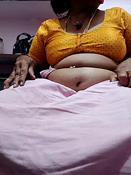 Snapshot of savithasree chatting on February 27, 8:47 am savithasree online show from February 27, 8:47 am