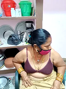 Snapshot of savithasree chatting on February 28, 5:14 pm savithasree online show from February 28, 5:14 pm