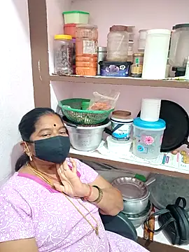 Snapshot of savithasree chatting on March 15, 11:38 am savithasree online show from March 15, 11:38 am