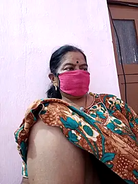 Snapshot of savithasree chatting on March 30, 3:46 pm savithasree online show from March 30, 3:46 pm