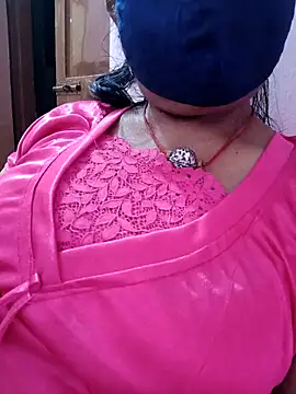 Snapshot of savithasree chatting on April 1, 1:52 pm savithasree online show from April 1, 1:52 pm