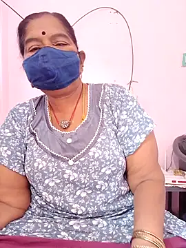 Snapshot of savithasree chatting on April 2, 9:29 am savithasree online show from April 2, 9:29 am