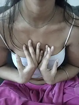 Snapshot of simran_patel chatting on November 21, 8:02 am simran patel online show from November 21, 8:02 am