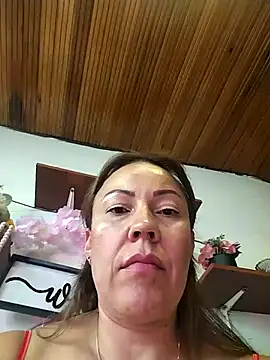 salomehill1 online show from February 9, 7:51 pm