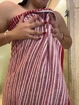 Snapshot of babypretty07 chatting on November 25, 5:35 pm babypretty07 online show from November 25, 5:35 pm