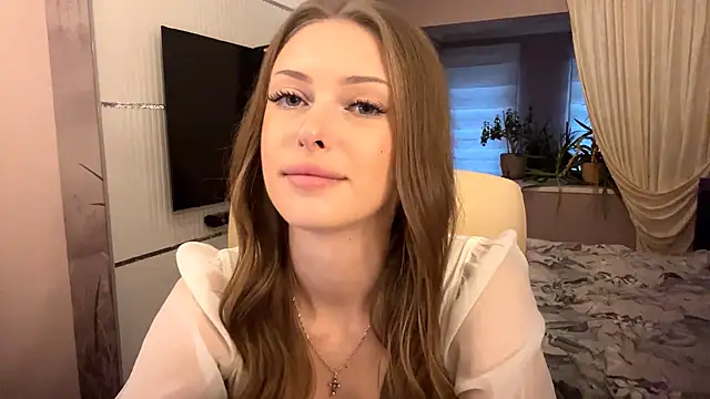 Snapshot of mona_star chatting on November 13, 9:19 am mona star online show from November 13, 9:19 am