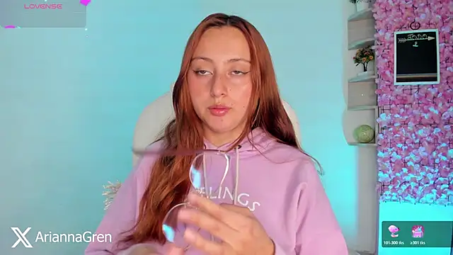 Arianna Gren18 online show from February 3, 1:16 pm