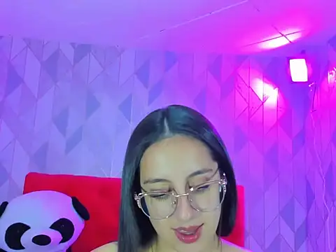 Snapshot of IsabellaRousset chatting on November 14, 4:22 am IsabellaRousset online show from November 14, 4:22 am