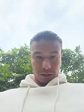 Snapshot of RaySullivan chatting on February 16, 10:28 pm RaySullivan online show from February 16, 10:28 pm