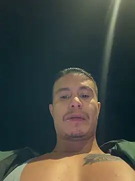 Snapshot of RaySullivan chatting on February 26, 2:43 am RaySullivan online show from February 26, 2:43 am