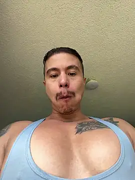 Snapshot of RaySullivan chatting on February 26, 4:17 pm RaySullivan online show from February 26, 4:17 pm