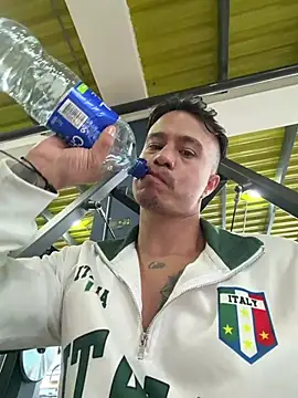 Snapshot of RaySullivan chatting on March 6, 4:03 pm RaySullivan online show from March 6, 4:03 pm