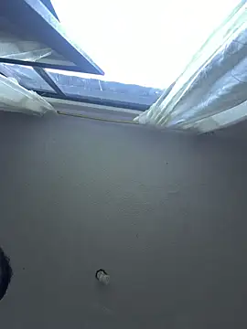 Snapshot of RaySullivan chatting on March 16, 4:44 pm RaySullivan online show from March 16, 4:44 pm