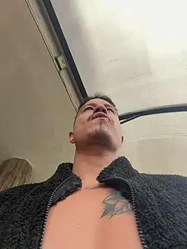 Snapshot of RaySullivan chatting on March 24, 4:34 pm RaySullivan online show from March 24, 4:34 pm