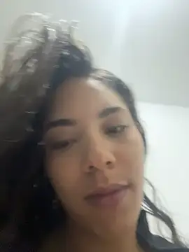 Snapshot of catee_martinez chatting on November 14, 4:44 am catee martinez online show from November 14, 4:44 am