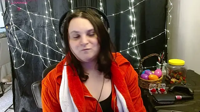 Snapshot of Salacious_Sage chatting on March 29, 8:42 pm Salacious Sage online show from March 29, 8:42 pm