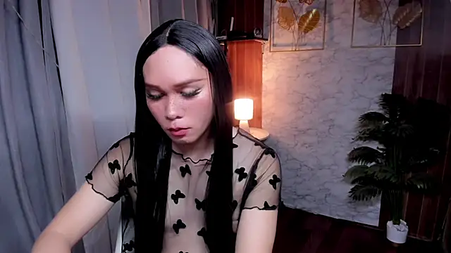 Snapshot of xSlave_Doll chatting on November 28, 6:32 pm xSlave Doll online show from November 28, 6:32 pm