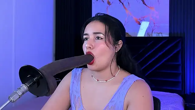 Snapshot of Lalalemoonds chatting on December 16, 12:54 pm Lalalemoonds online show from December 16, 12:54 pm