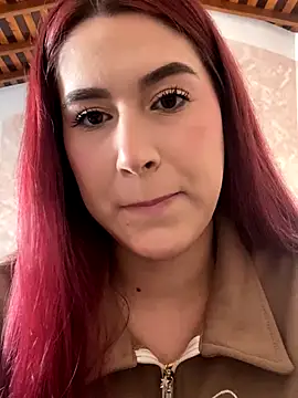 Snapshot of JimenaWhite chatting on December 15, 6:34 pm JimenaWhite online show from December 15, 6:34 pm