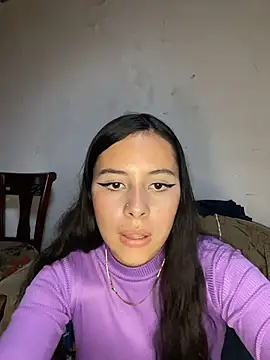 latinnheatxx online show from November 14, 8:29 pm