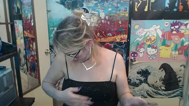 Snapshot of Savanah_Banana_ chatting on November 9, 10:41 pm Savanah Banana online show from November 9, 10:41 pm