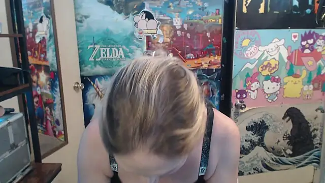 Snapshot of Savanah_Banana_ chatting on November 29, 11:02 am Savanah Banana online show from November 29, 11:02 am