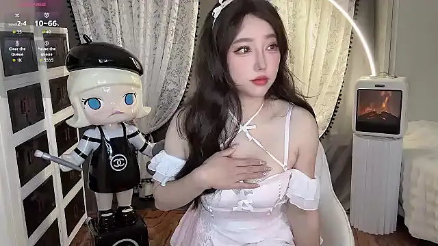 Snapshot of agmer0500 chatting on November 28, 1:41 am agmer0500 online show from November 28, 1:41 am