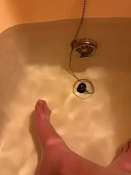 Snapshot of houkeiboy78 chatting on November 30, 9:57 am houkeiboy78 online show from November 30, 9:57 am